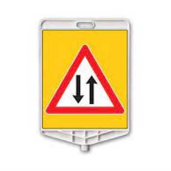 Di̇kdortgen Levha İki̇ Yönlü Trafi̇k  